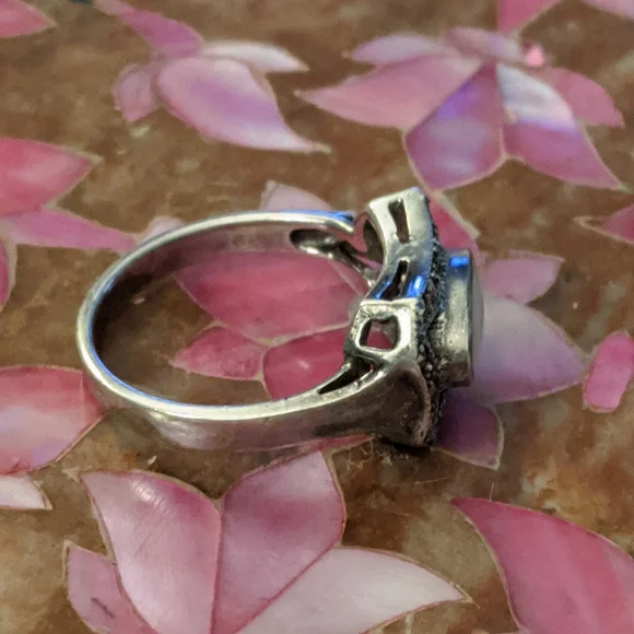 GORGEOUS Antique/Vintage 1950's Sterling Silver Ring with Real Diamonds - Picture 6 of 16